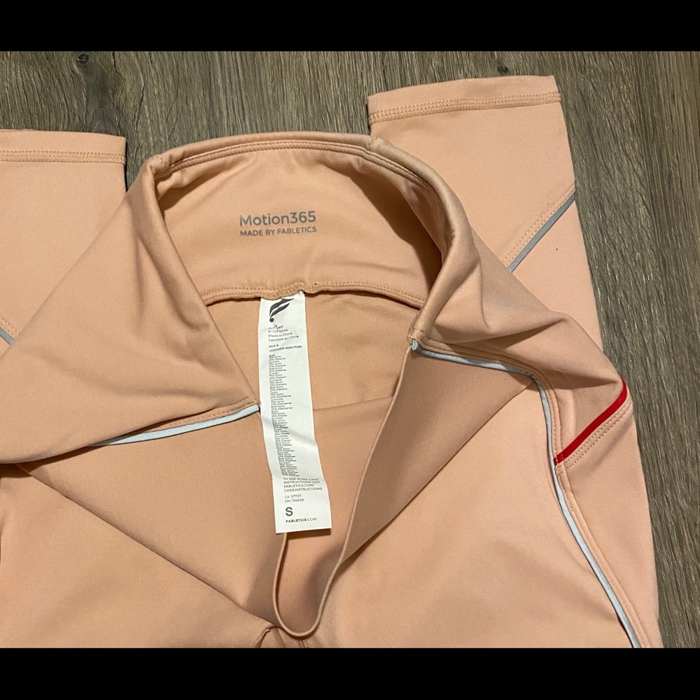 Fabletics High Waisted Motion365 Reflective 7/8 - image 3